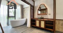Lake view apartment with nice balcony for rent in Tay Ho, Hanoi