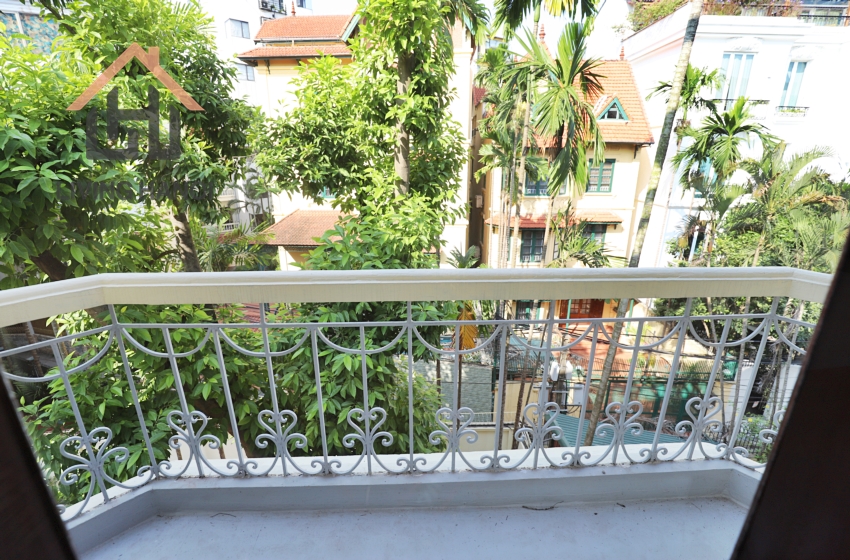 04 bedroom house with swimming pool for rent in Tay Ho, Hanoi 04 bedroom house with swimming pool for rent in Tay Ho, Hanoi