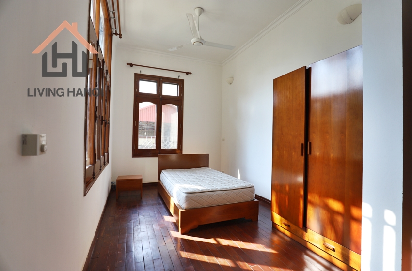 04 bedroom house with swimming pool for rent in Tay Ho, Hanoi 04 bedroom house with swimming pool for rent in Tay Ho, Hanoi