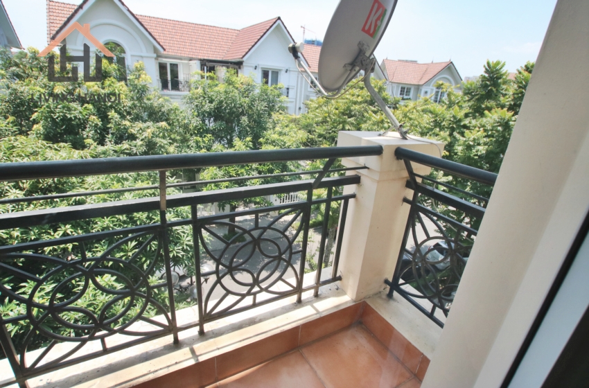 04 bedrooms house available for rent in Vinhomes Riverside, Hanoi 04 bedrooms house available for rent in Vinhomes Riverside, Hanoi
