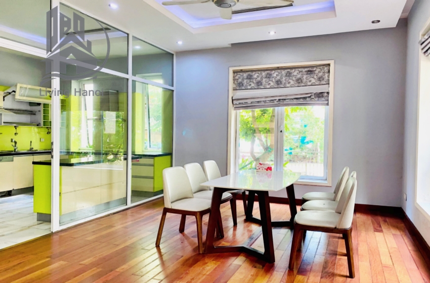 04 bedrooms house available for rent in Vinhomes Riverside, Hanoi 04 bedrooms house available for rent in Vinhomes Riverside, Hanoi