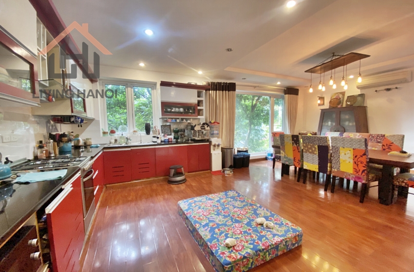 06 bedroom house for rent with swimming pool in Tay Ho area, Hanoi 06 bedroom house for rent with swimming pool in Tay Ho area, Hanoi