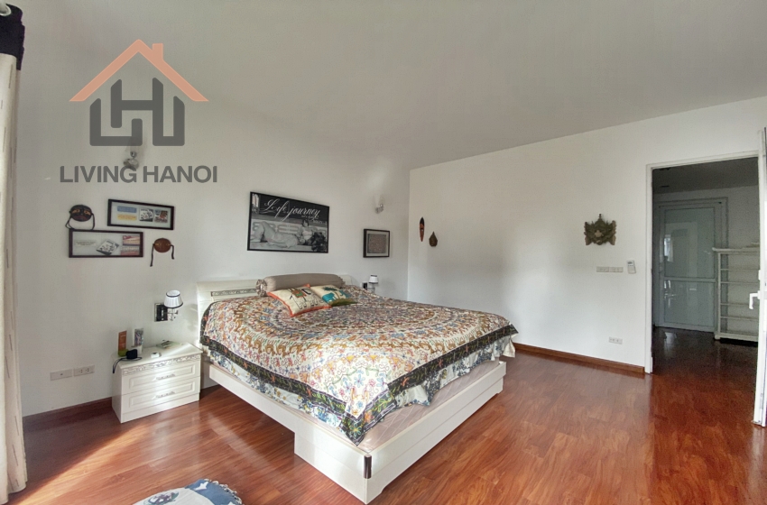 06 bedroom house for rent with swimming pool in Tay Ho area, Hanoi 06 bedroom house for rent with swimming pool in Tay Ho area, Hanoi