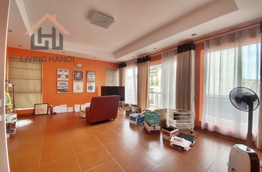 06 bedroom house for rent with swimming pool in Tay Ho area, Hanoi 06 bedroom house for rent with swimming pool in Tay Ho area, Hanoi