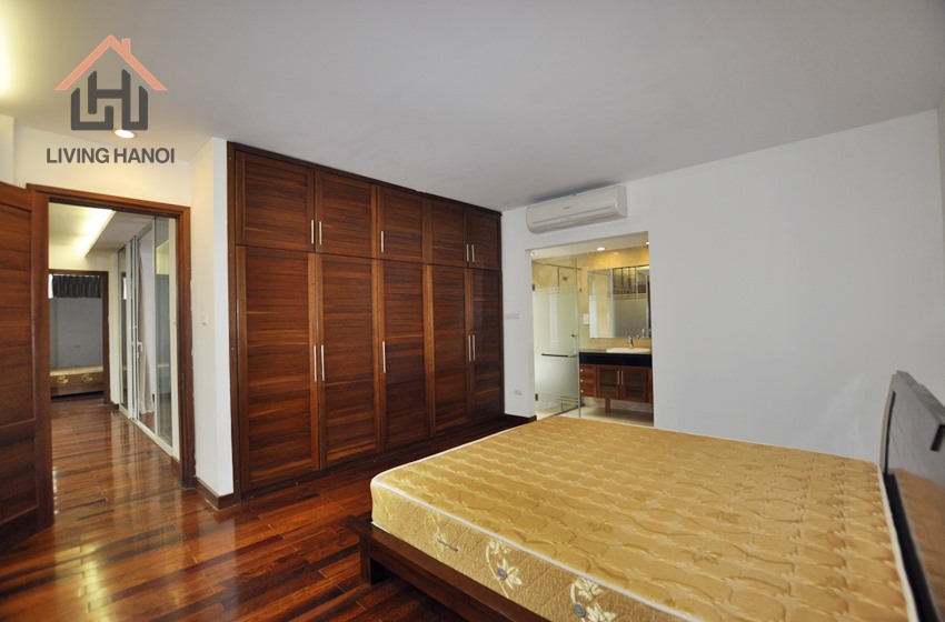 1 Level house with yard, 3 bedroom for rent in Dang Thai Mai, Tay Ho 1 Level house with yard, 3 bedroom for rent in Dang Thai Mai, Tay Ho