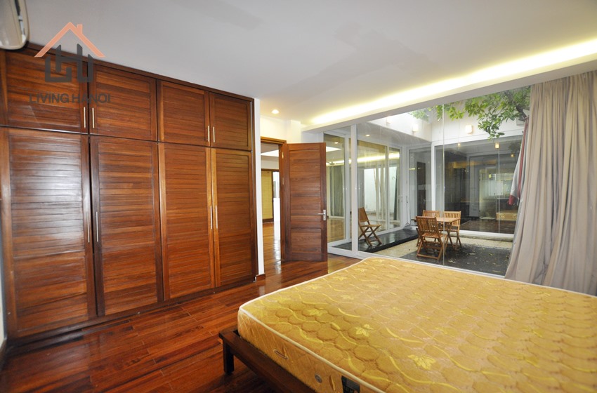 1 Level house with yard, 3 bedroom for rent in Dang Thai Mai, Tay Ho 1 Level house with yard, 3 bedroom for rent in Dang Thai Mai, Tay Ho