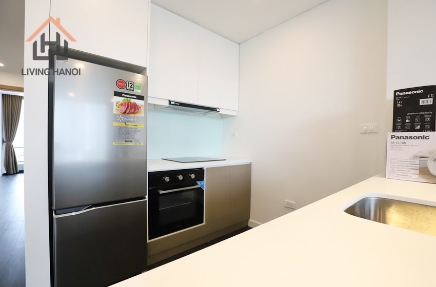8th floor – Full of light and modern 2 bedroom apartment in Tay Ho, Hanoi 8th floor – Full of light and modern 2 bedroom apartment in Tay Ho, Hanoi