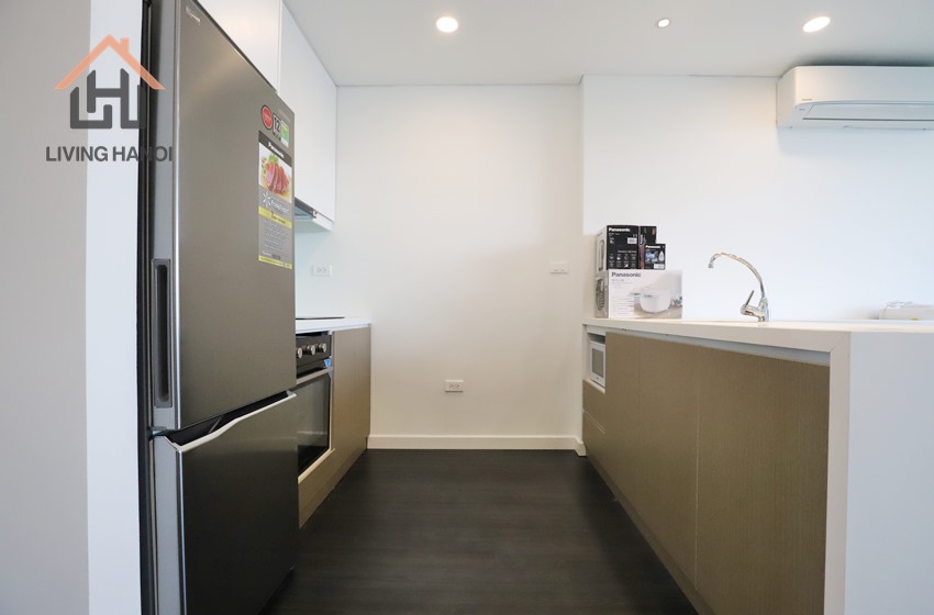 8th floor – Full of light and modern 2 bedroom apartment in Tay Ho, Hanoi 8th floor – Full of light and modern 2 bedroom apartment in Tay Ho, Hanoi