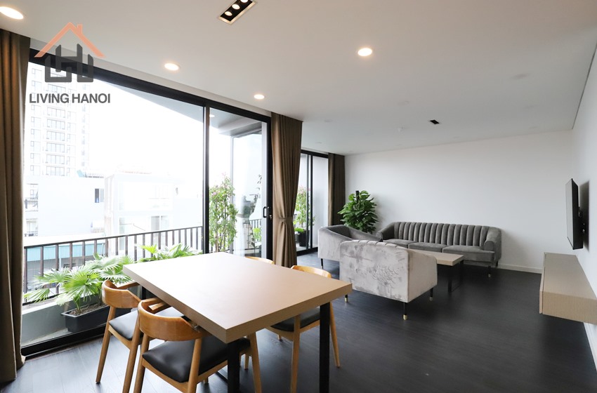 8th floor – Full of light and modern 2 bedroom apartment in Tay Ho, Hanoi 8th floor – Full of light and modern 2 bedroom apartment in Tay Ho, Hanoi