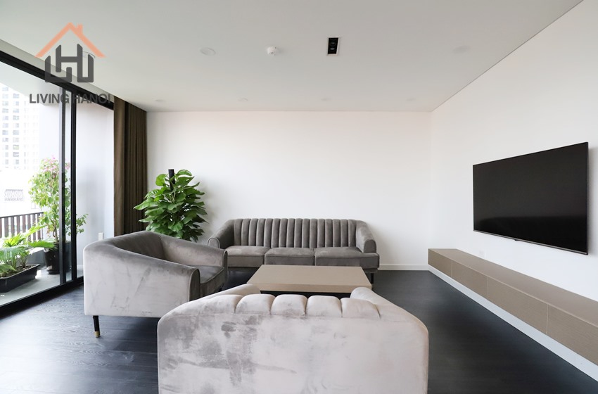 8th floor – Full of light and modern 2 bedroom apartment in Tay Ho, Hanoi 8th floor – Full of light and modern 2 bedroom apartment in Tay Ho, Hanoi