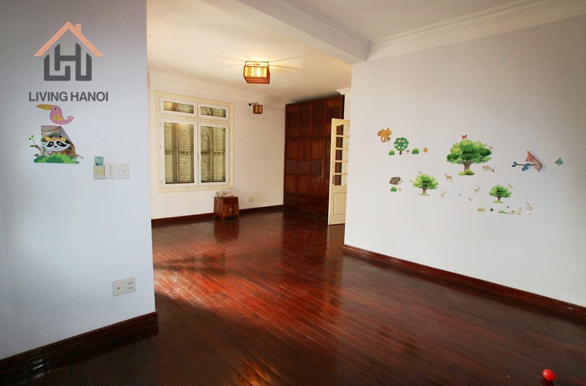 A nice house 03 bedrooms for rent in Tay Ho area, Hanoi. A nice house 03 bedrooms for rent in Tay Ho area, Hanoi.