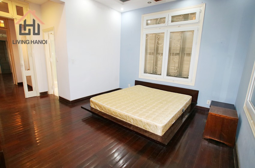 A nice house 03 bedrooms for rent in Tay Ho area, Hanoi. A nice house 03 bedrooms for rent in Tay Ho area, Hanoi.