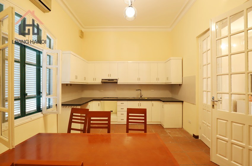 A short walk to EVERYTHING – this villa is ready for any renter A short walk to EVERYTHING – this villa is ready for any renter