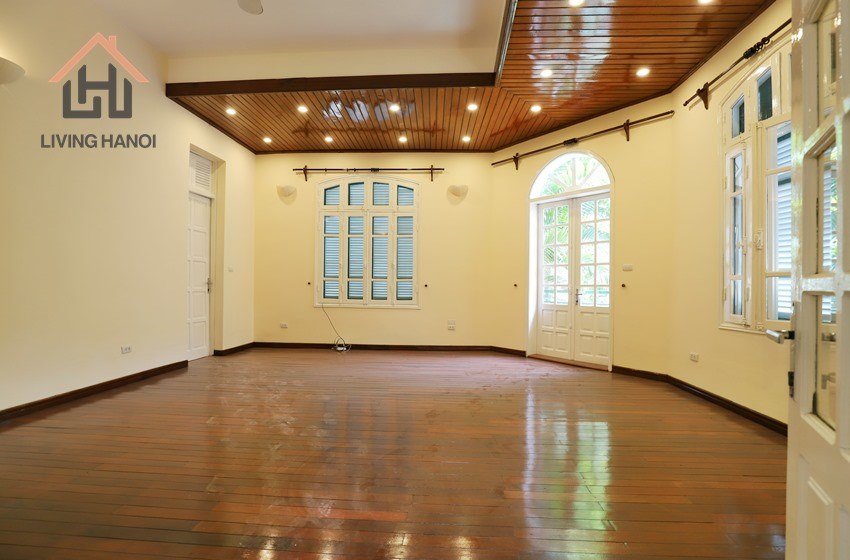 A short walk to EVERYTHING – this villa is ready for any renter A short walk to EVERYTHING – this villa is ready for any renter