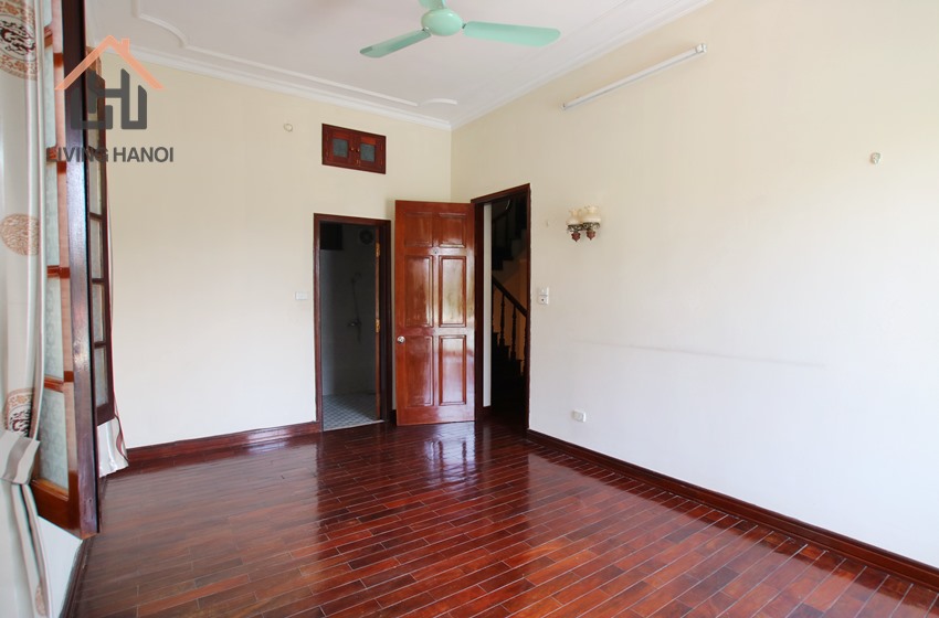 AVAILABLE NOW – Big house with 04 bedrooms for rent in Tay Ho, Hanoi AVAILABLE NOW – Big house with 04 bedrooms for rent in Tay Ho, Hanoi