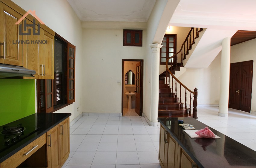 AVAILABLE NOW – Big house with 04 bedrooms for rent in Tay Ho, Hanoi AVAILABLE NOW – Big house with 04 bedrooms for rent in Tay Ho, Hanoi