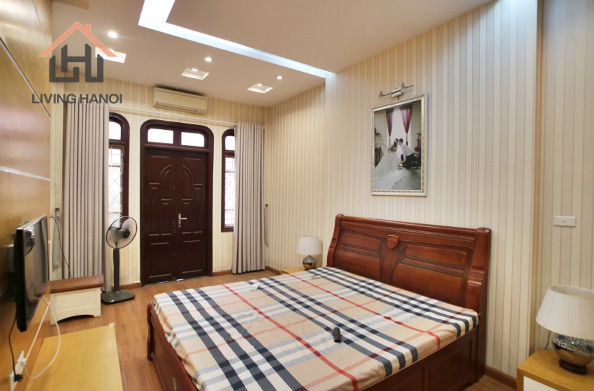 Beautiful 4 bedroom house for rent in Hai Ba Trung, Hanoi. Beautiful 4 bedroom house for rent in Hai Ba Trung, Hanoi.