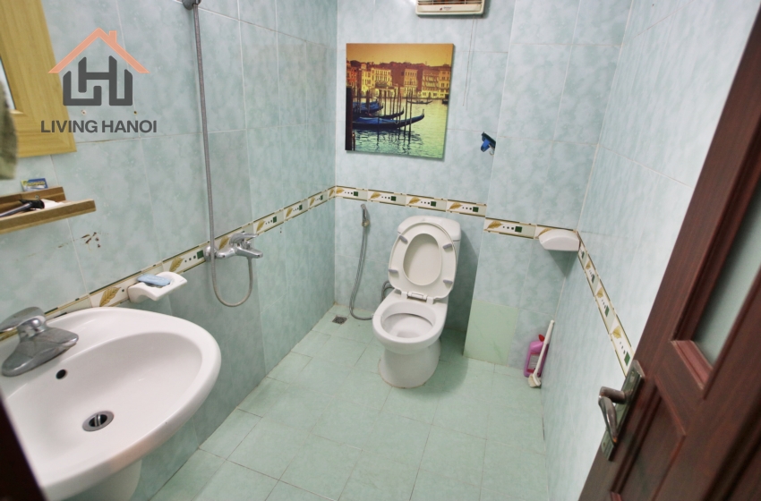 Beautiful 4 bedroom house for rent in Hai Ba Trung, Hanoi. Beautiful 4 bedroom house for rent in Hai Ba Trung, Hanoi.