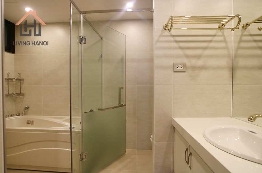 Beautiful 4 bedroom serviced apartment for rent in Tay Ho, Hanoi Beautiful 4 bedroom serviced apartment for rent in Tay Ho, Hanoi
