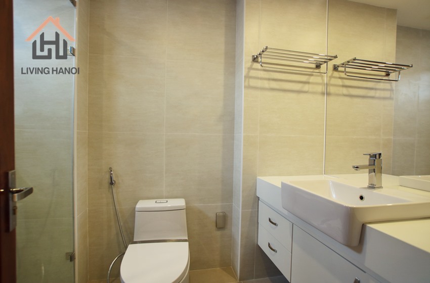 Beautiful 4 bedroom serviced apartment for rent in Tay Ho, Hanoi Beautiful 4 bedroom serviced apartment for rent in Tay Ho, Hanoi