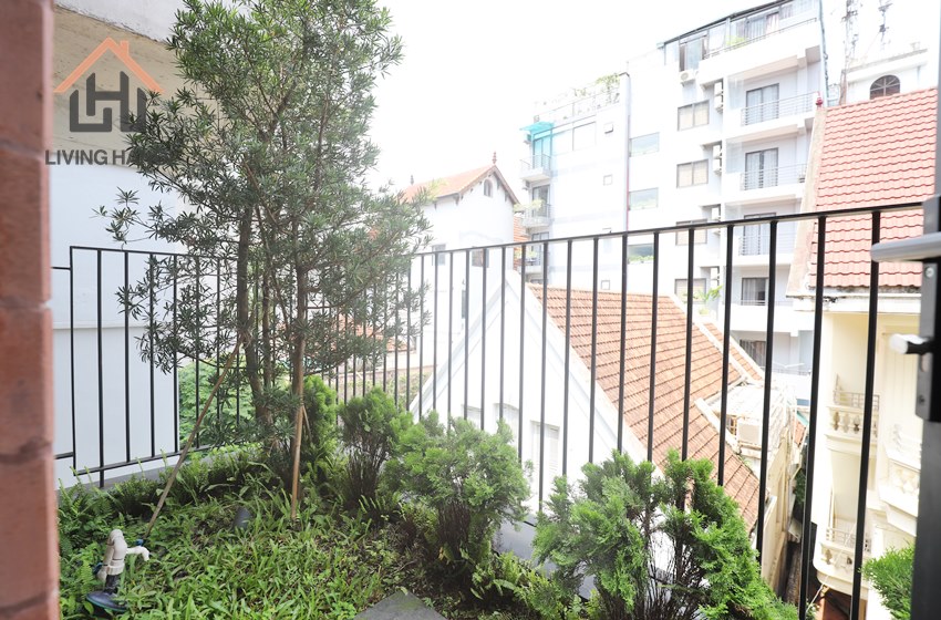 Beautiful and modern 4 bedroom house for rent in Tay Ho, Hanoi Beautiful and modern 4 bedroom house for rent in Tay Ho, Hanoi