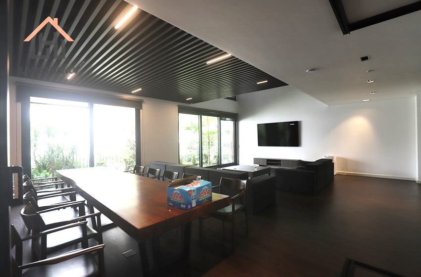 Beautiful and modern 4 bedroom house for rent in Tay Ho, Hanoi Beautiful and modern 4 bedroom house for rent in Tay Ho, Hanoi