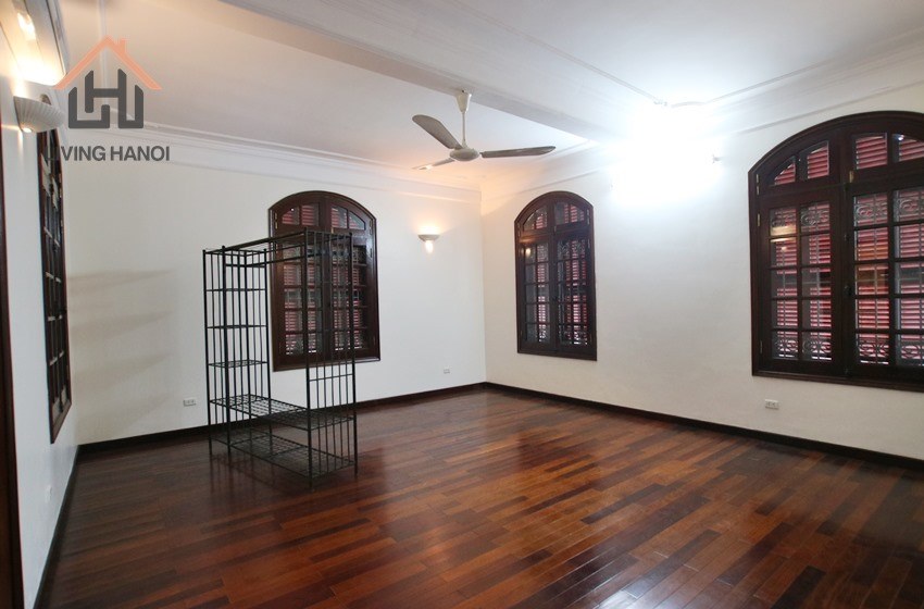 Beautiful and spacious house with stunning lake view in Tay Ho district, Hanoi Beautiful and spacious house with stunning lake view in Tay Ho district, Hanoi