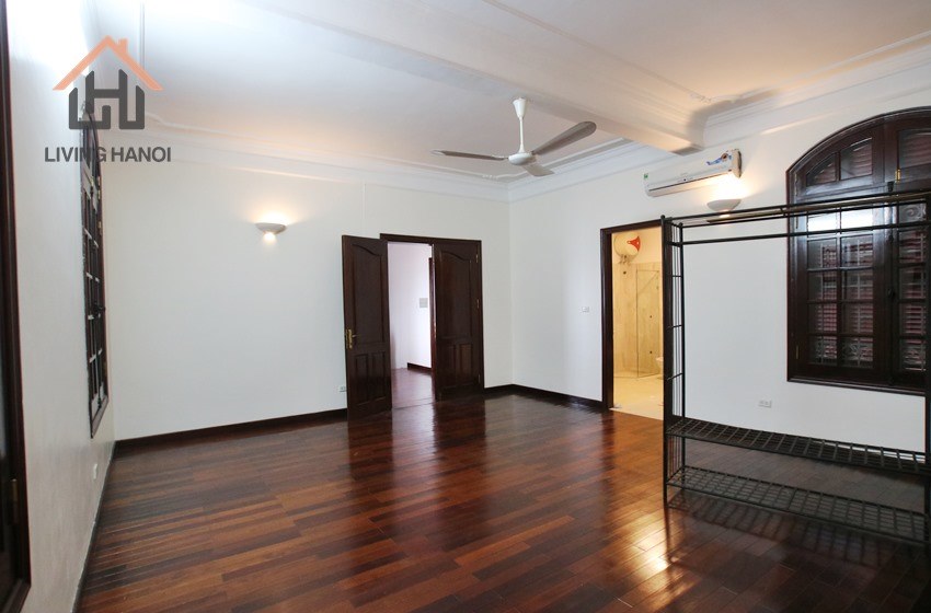 Beautiful and spacious house with stunning lake view in Tay Ho district, Hanoi Beautiful and spacious house with stunning lake view in Tay Ho district, Hanoi