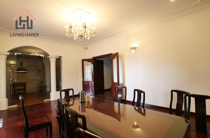 Beautiful and spacious house with stunning lake view in Tay Ho district, Hanoi Beautiful and spacious house with stunning lake view in Tay Ho district, Hanoi