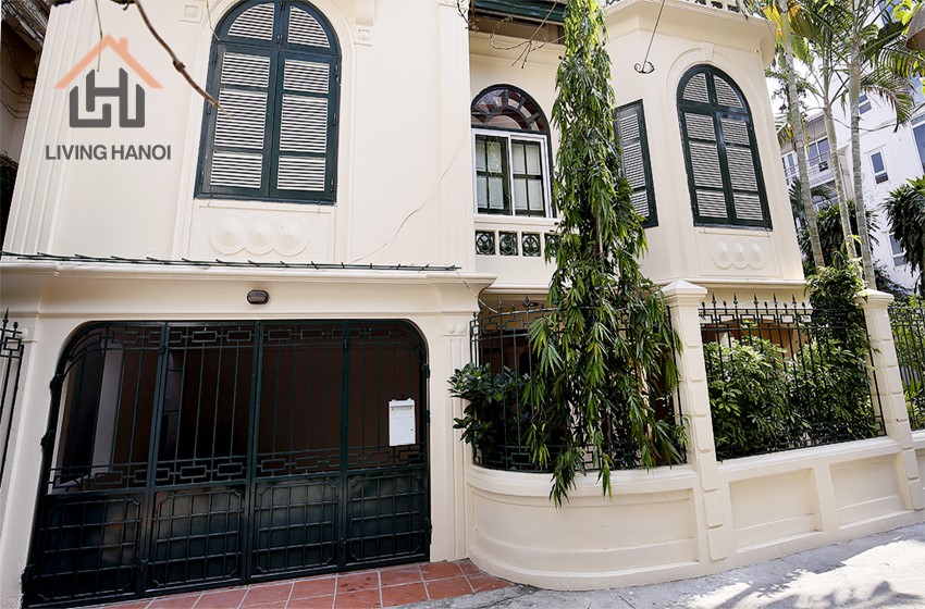 Beautiful four bedroom villa for rent in Tay Ho street, Tay Ho, Hanoi Beautiful four bedroom villa for rent in Tay Ho street, Tay Ho, Hanoi