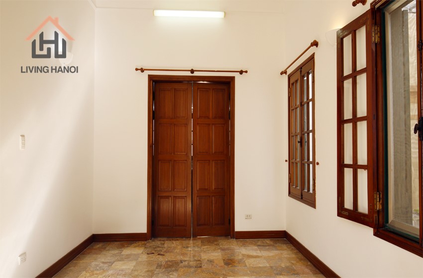 Beautiful four bedroom villa for rent in Tay Ho street, Tay Ho, Hanoi Beautiful four bedroom villa for rent in Tay Ho street, Tay Ho, Hanoi