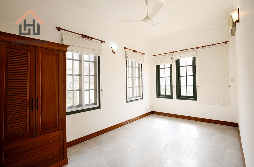 Beautiful four bedroom villa for rent in Tay Ho street, Tay Ho, Hanoi Beautiful four bedroom villa for rent in Tay Ho street, Tay Ho, Hanoi