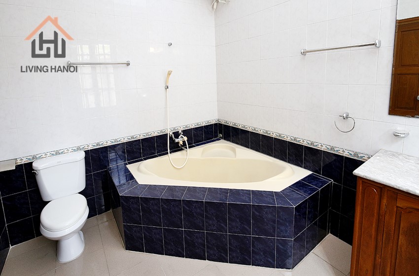 Beautiful four bedroom villa for rent in Tay Ho street, Tay Ho, Hanoi Beautiful four bedroom villa for rent in Tay Ho street, Tay Ho, Hanoi