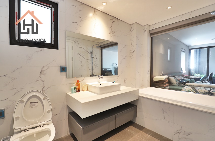 Beautiful lake-view apartment for rent in Tu Hoa, Tay Ho, Hanoi Beautiful lake-view apartment for rent in Tu Hoa, Tay Ho, Hanoi
