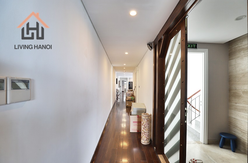 Beautiful lake-view apartment for rent in Tu Hoa, Tay Ho, Hanoi Beautiful lake-view apartment for rent in Tu Hoa, Tay Ho, Hanoi