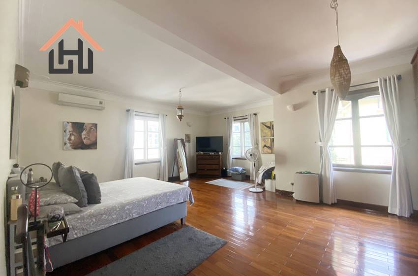 Beautiful swimming pool villa for rent in To Ngoc Van, Tay Ho Beautiful swimming pool villa for rent in To Ngoc Van, Tay Ho