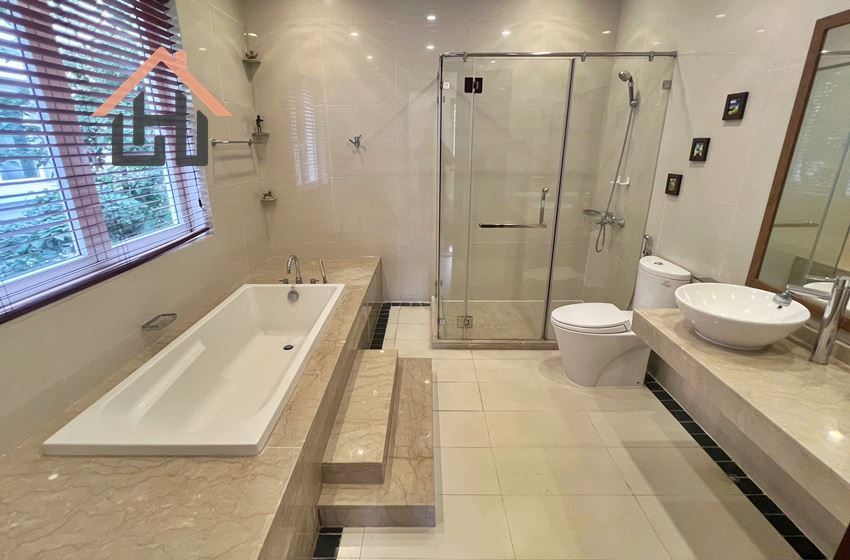 Beautiful villa for rent in Vinhomes Riverside, Hanoi Beautiful villa for rent in Vinhomes Riverside, Hanoi