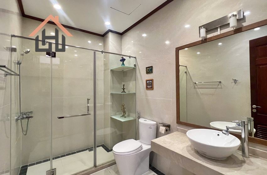 Beautiful villa for rent in Vinhomes Riverside, Hanoi Beautiful villa for rent in Vinhomes Riverside, Hanoi