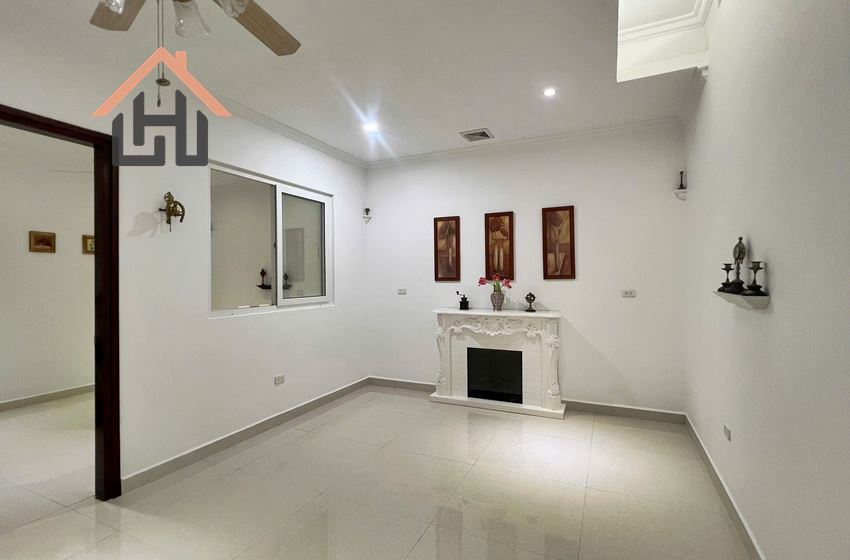 Beautiful villa for rent in Vinhomes Riverside, Hanoi Beautiful villa for rent in Vinhomes Riverside, Hanoi
