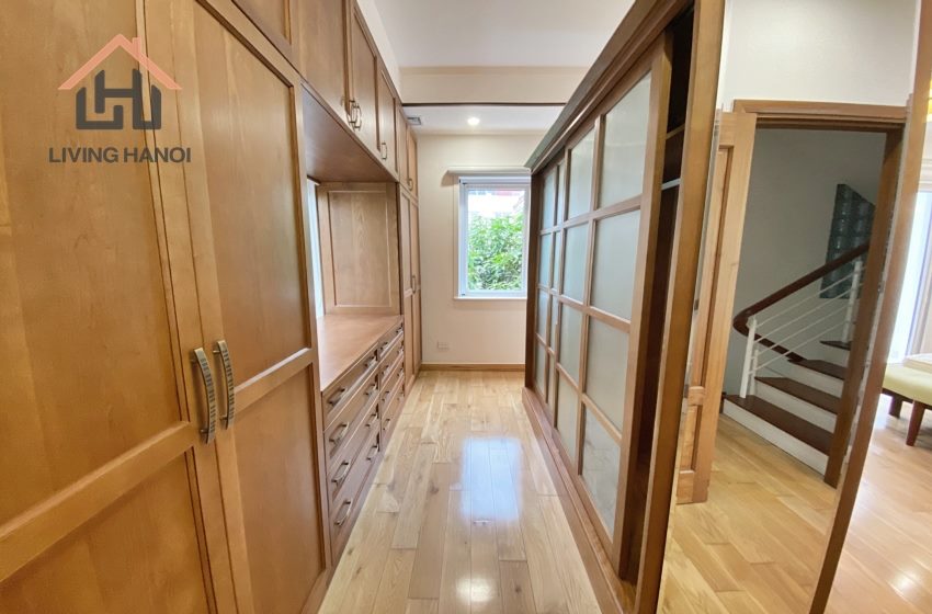 Beautiful villa for rent in Vinhomes Riverside, Long Bien Hanoi Beautiful villa for rent in Vinhomes Riverside, Long Bien Hanoi