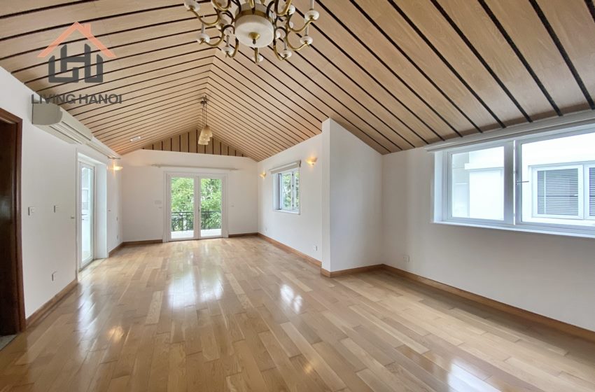 Beautiful villa for rent in Vinhomes Riverside, Long Bien Hanoi Beautiful villa for rent in Vinhomes Riverside, Long Bien Hanoi
