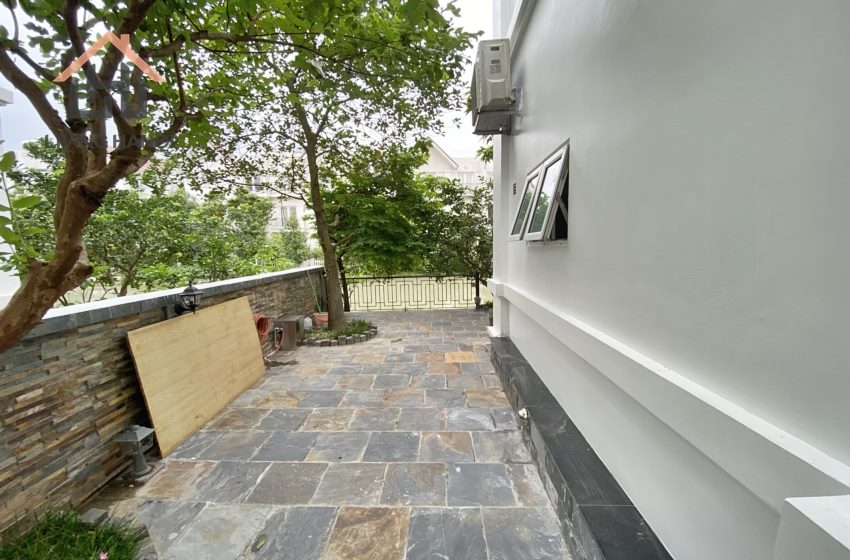 Beautiful villa for rent in Vinhomes Riverside, Long Bien Hanoi Beautiful villa for rent in Vinhomes Riverside, Long Bien Hanoi