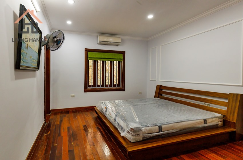 Beautifully modernised rear Villa for rent in Au Co, Tay Ho Beautifully modernised rear Villa for rent in Au Co, Tay Ho