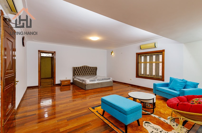 Beautifully modernised rear Villa for rent in Au Co, Tay Ho Beautifully modernised rear Villa for rent in Au Co, Tay Ho