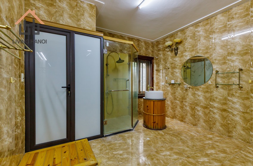 Beautifully modernised rear Villa for rent in Au Co, Tay Ho Beautifully modernised rear Villa for rent in Au Co, Tay Ho