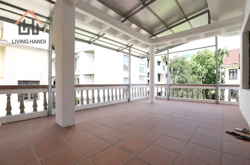 Big house with yard, 04 bedrooms for rent in Tay Ho, Hanoi Big house with yard, 04 bedrooms for rent in Tay Ho, Hanoi