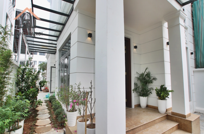 Brandnew 04 bedroom house available for rent in Vinhomes Harmony,Hanoi Brandnew 04 bedroom house available for rent in Vinhomes Harmony,Hanoi