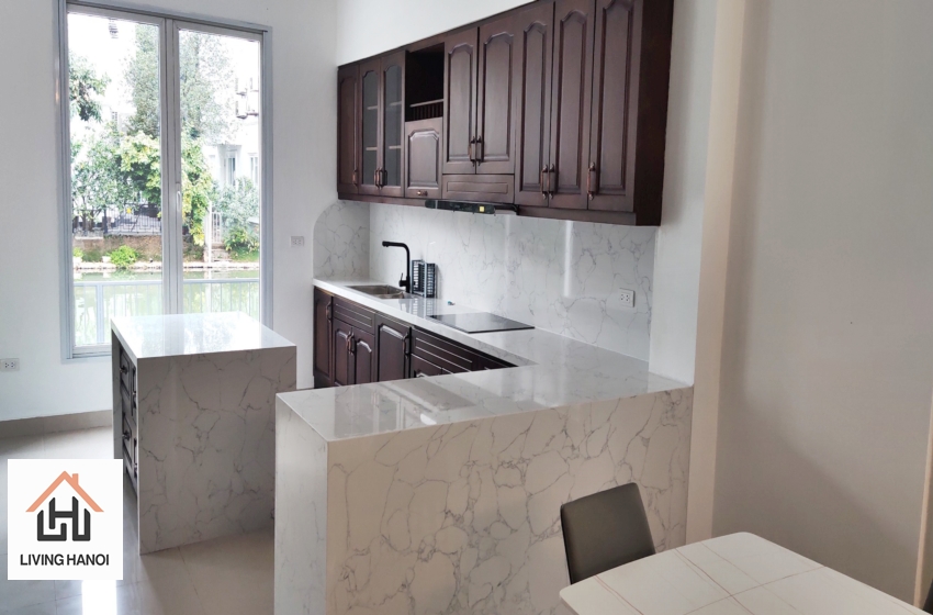 Bright 04 bedroom house for rent in Vinhomes Riverside, Long Bien, Hanoi Bright 04 bedroom house for rent in Vinhomes Riverside, Long Bien, Hanoi