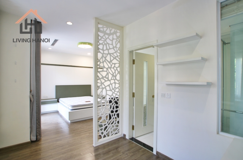 Bright and modern villa for rent in Vinhomes Riverside, Hanoi Bright and modern villa for rent in Vinhomes Riverside, Hanoi