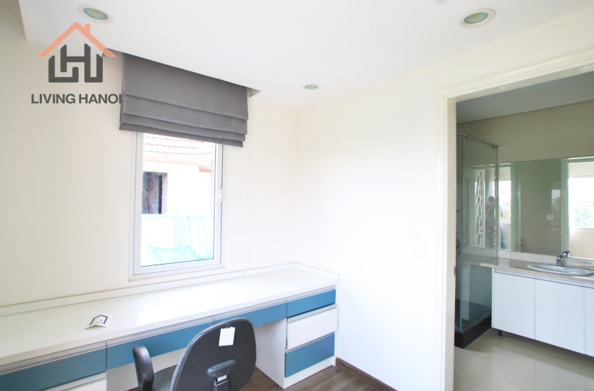 Bright and modern villa for rent in Vinhomes Riverside, Hanoi Bright and modern villa for rent in Vinhomes Riverside, Hanoi
